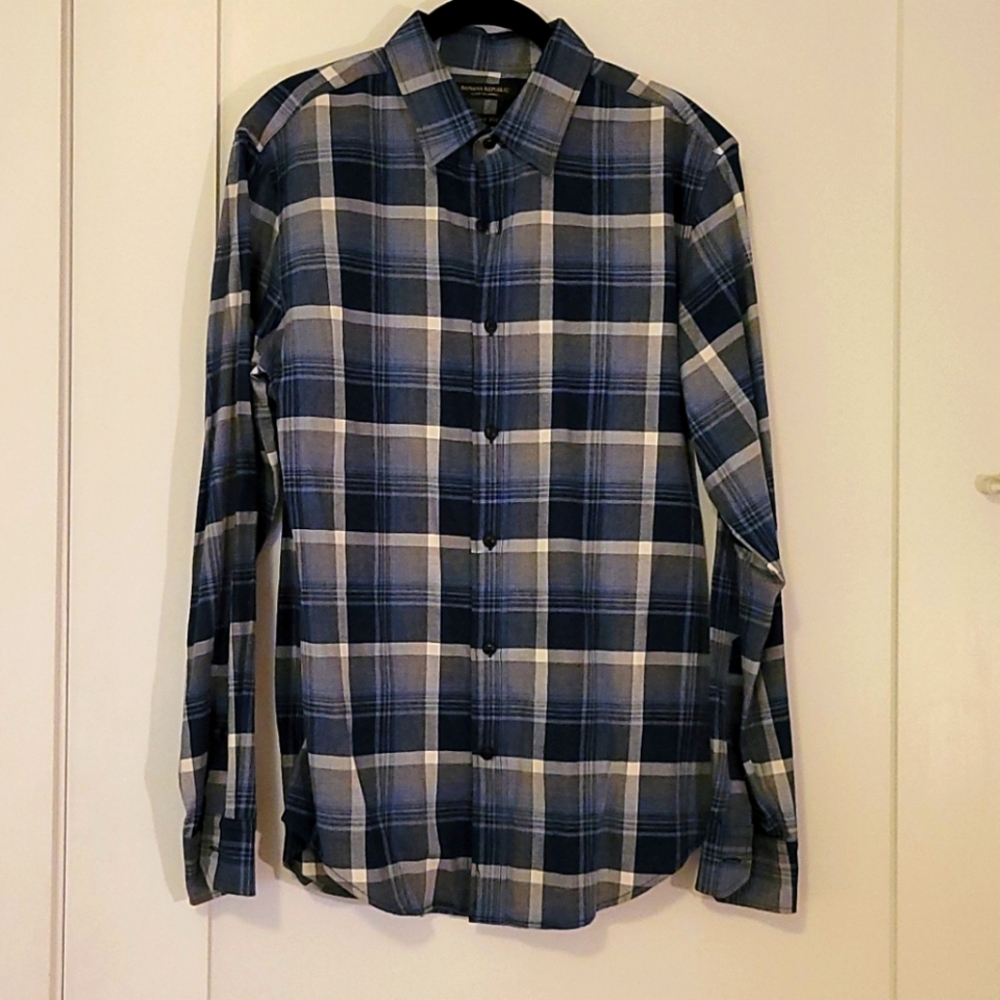 NWOT Banana Republic Luxe Flannel Button Down